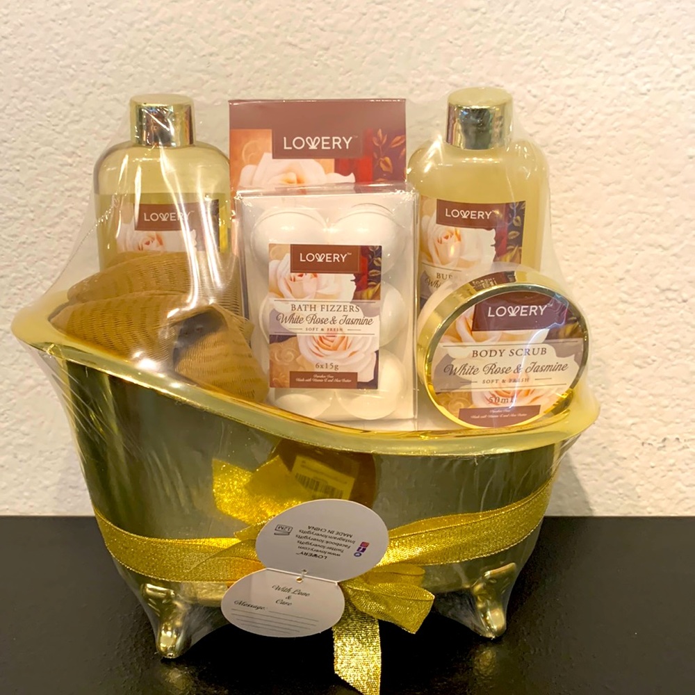 White rose and Jasmine Bath Gift set